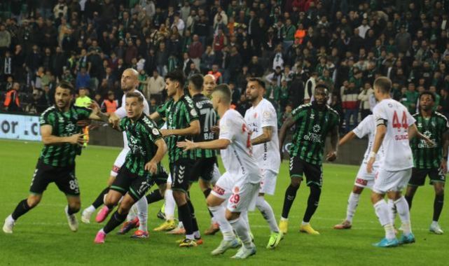 Kocaelispor Evinde Galip
