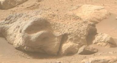 Mars'ta İnsan Yüzüne Benzeyen Ürkütücü Keşif