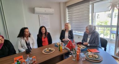 Milli Eğitim Bakan Yardımcısı Doç. Dr. Celile Eren ÖKTEN'den KADEM İzmir'e ziyaret…