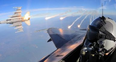 Suriye ve Irak'ta 32 Terör Hedefi Vuruldu