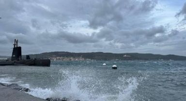Çanakkale'de Lodos Etkili Oluyor
