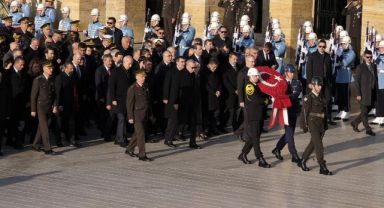 Devrimin Ulu Önderi Atatürk İçin Anıtkabir'de Devlet Töreni