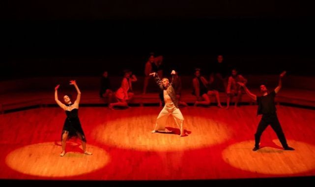 8. İzmir Uluslararası Mizah Festivali Başladı.