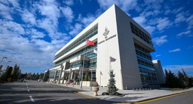 AYM Noterlerin Disiplin Cezalarına İlişkin Düzenlemeyi İptal Etti