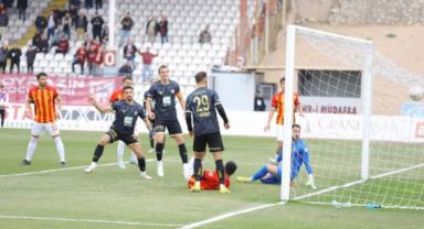 Bandırmaspor Zirve Takibinde