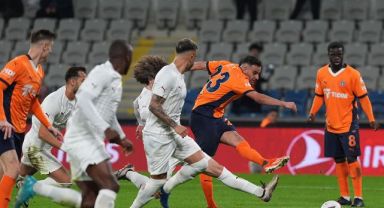 Başakşehir 3 Puanı 3 Golle Aldı