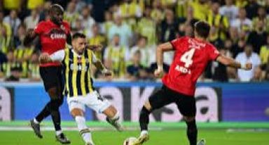 Fenerbahçe Zirve Yarışında Hata Yapmadı