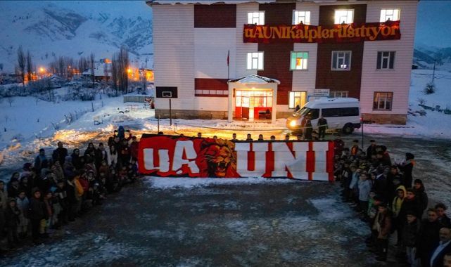 UltrAslan'dan Köy Çocuklarına Yeni Yıl Sürprizi