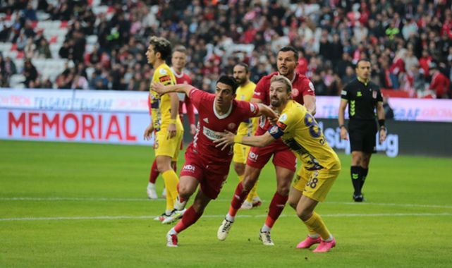Eyüpspor Antalya'da Farklı Galip