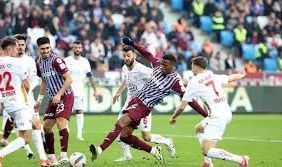 Trabzonspor Evinde Farklı Galip