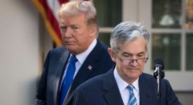 Trump FED'i Hedef Aldı