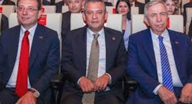 CHP'de Kritik Zirve Toplandı