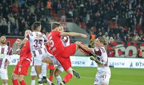 Çorum FK Bandırmaspor Engelini Farklı Geçti