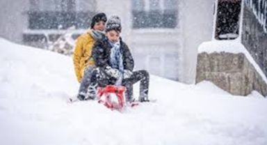 İstanbul'da 8 İlçede Okullar Tatil