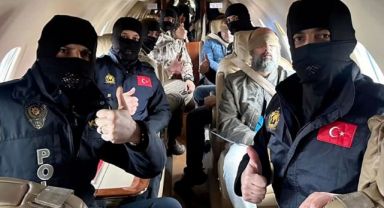 Kırmızı Bültenle Aranan 2 Kişi Türkiye'ye Geldi