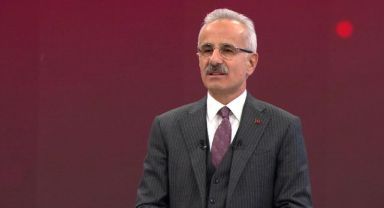 Sosyal Medyaya 16 Yaş Sınırı Geliyor