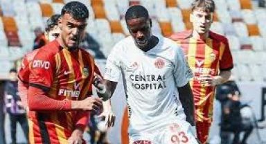 Ümraniyespor Malatya'da Farklı Galip