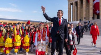 23 Nisan Coşkuyla Kutlanıyor