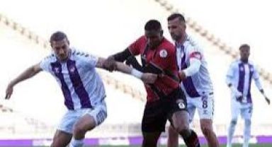 Karagümrük Evinde Galip