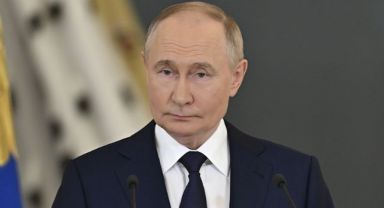 Putin'den Tarihi Çağrı