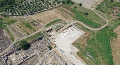 Magnesia Antik Kenti'nin En Büyük Meydanı