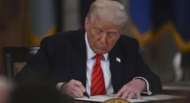 Trump Tarife Süresini Uzatıyor