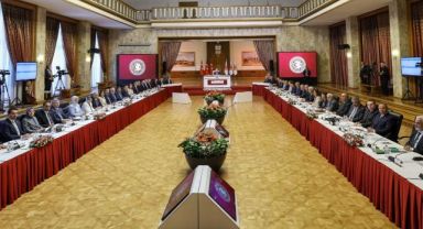 AKP'de Komisyon Paniği