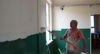 Kemalpaşa Belediyesi'nden 'dan Okullara Bakım ve Onarım Desteği
