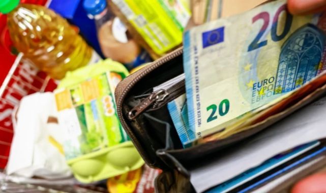 Almanya'da Yıllık Enflasyon Kasımda Değişmedi