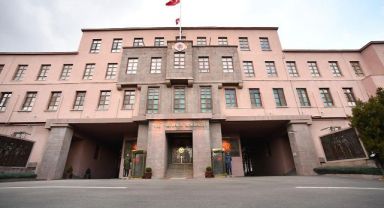 C-130 Tipi Askeri Uçağımız Gürcistan'da Düştü