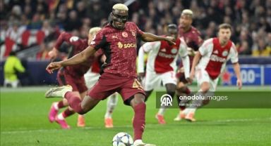 Galatasaray Hollanda'da Tarih Yazdı 