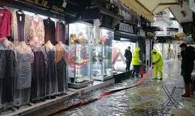 İzmir Kemeraltı Yağmura Teslim