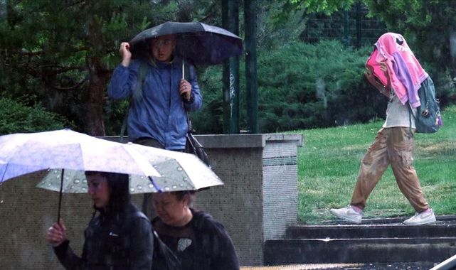 Türkiye Serin ve Yağışlı Havanın Etkisine Giriyor