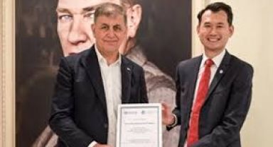 Yaşlı Dostu Kent İzmir