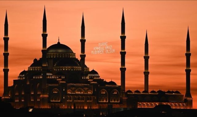 Bugün Miraç Kandili