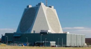 İran ABD Üstlerini Vurdu