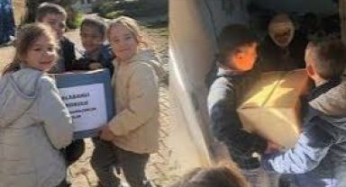 Minik Öğrencilerden Dayanışma Örneği