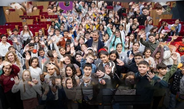 İzmir Büyükşehir Belediyesi'nden Anlamlı Paylaşım