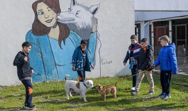 İzmir’den Anlamlı Çağrı 