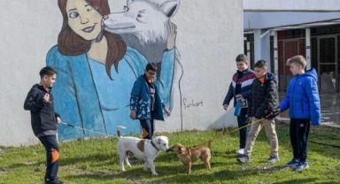 İzmir’den Anlamlı Çağrı 