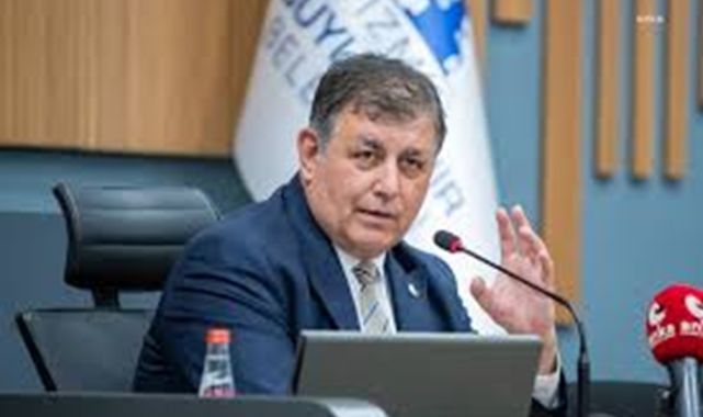Cemil Tugay CHP'den İstifa Etti