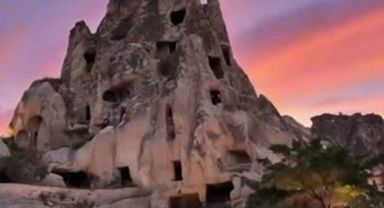 Kapadokya^'nın Güzelliği Gece Saatlerine de Taşındı